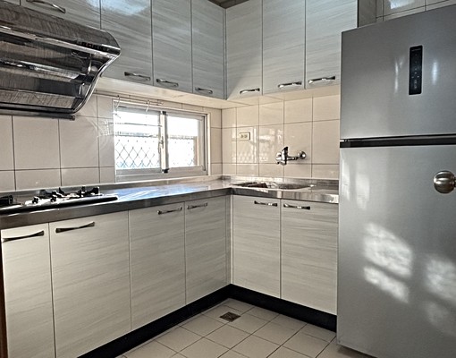 近世運、國軍左營醫院l含平車大坪數3房2廳 - Image 4