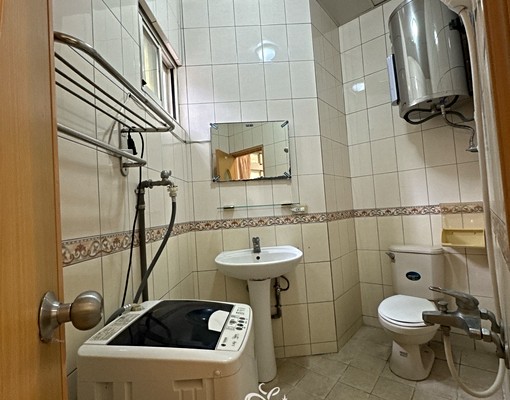 金山街電梯套房*獨立洗衣機*可租補*近園區 - Image 3