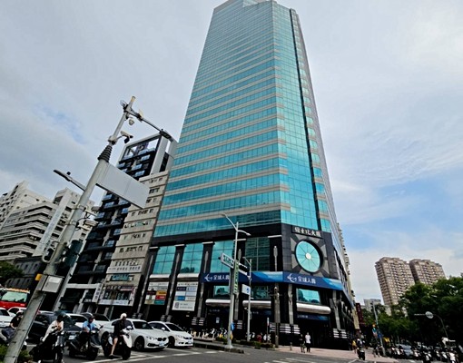 信義國小捷運|維士比|邊間明亮景觀商辦 - Image 1