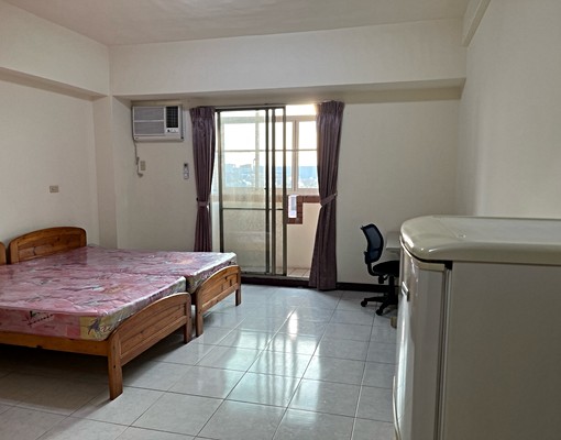 安全舒適獨立大陽台套房 - Image 7