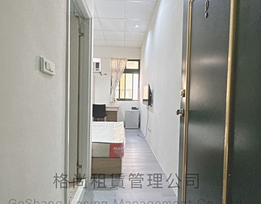 C金山街-木質電梯套房-嶄新家具 - Image 4