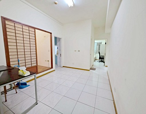 文心路vs大墩五街口|室內大空間4房3陽台 - Image 13