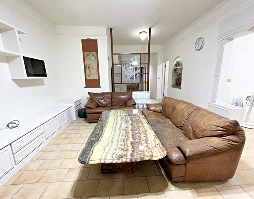 ★可租補免仲介費★生活機能極優★格局正空間大★前後雙陽台★ - Image 2