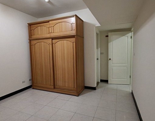 揚名學園/近幸福路佳瑪商圈/麥當勞/宏匯廣場 - Image 4