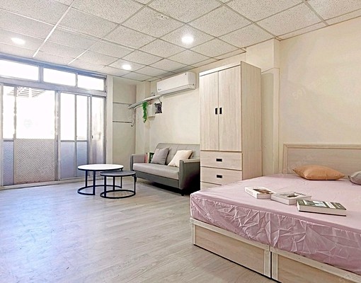 逢甲西屯市場國小旁/臨路透天爬梯3樓全新整修裝潢二房/可貓 - Image 2