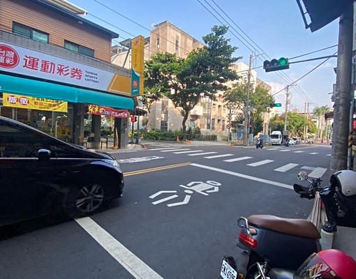 逢甲西屯市場國小旁/臨路透天爬梯3樓全新整修裝潢二房/可貓 - Image 13