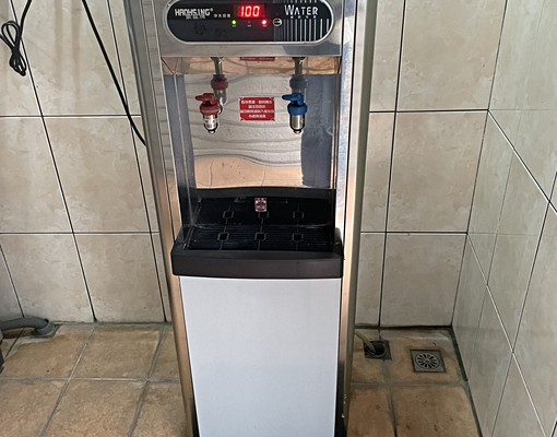 龍山路2段電梯採光套房(屋主自租) - Image 8