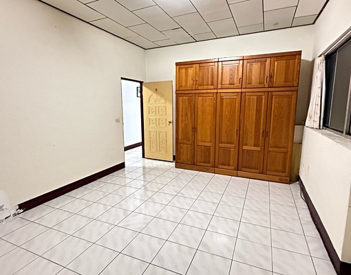 雷中街大一房一廳 - Image 2