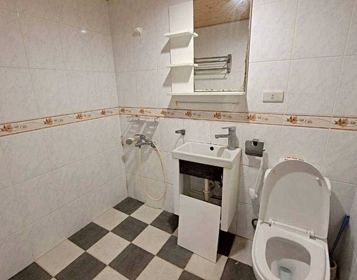 南區>電梯>附汽車位>興大國圖美3房 - Image 9