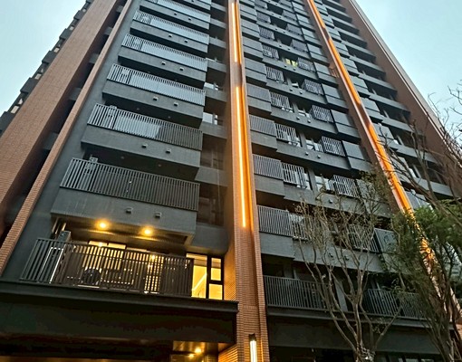 住商帥爸~彥騰~A9捷運站旁~長耀初全新交屋~高樓3房車 - Image 6