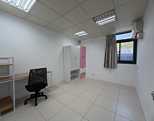 東海夜市台灣大道旁二樓美公寓 - Image 4