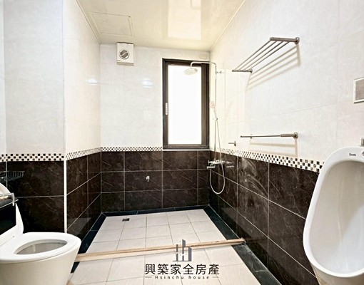 高鐵|大坪數電梯套房可貓|獨立陽台洗衣機|室內機車位 - Image 14