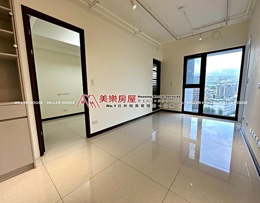 美樂*近士林站*士林稀有豪宅*景觀兩房*豐富公設*戶外泳池* - Image 1