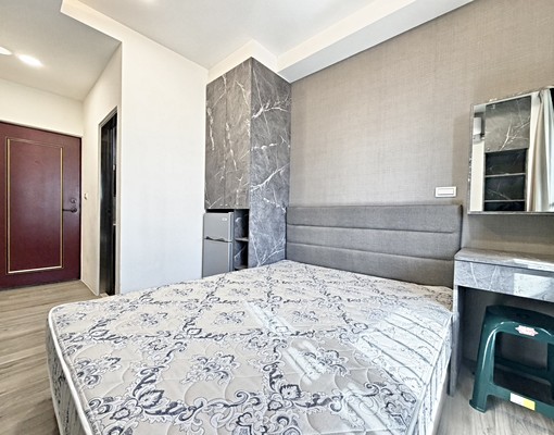 西屯♥稀有獨洗陽台精美美房★近遠百.櫻花捷運★可提供更多房源 - Image 6