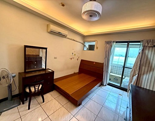 文華高中捷運站旁電梯三房加車位｜可租補｜家具電齊 - Image 11