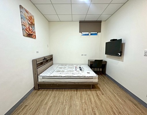 七張🏠全新裝潢採光通風/變頻冷暖家具齊全/裕隆城機能佳 - Image 3