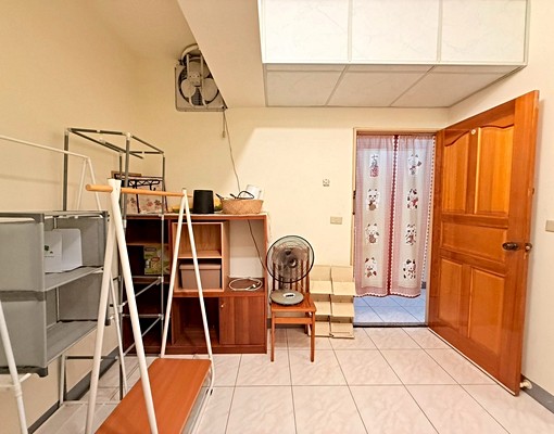 淡水捷運站英專商圈文青電梯套房 - Image 3