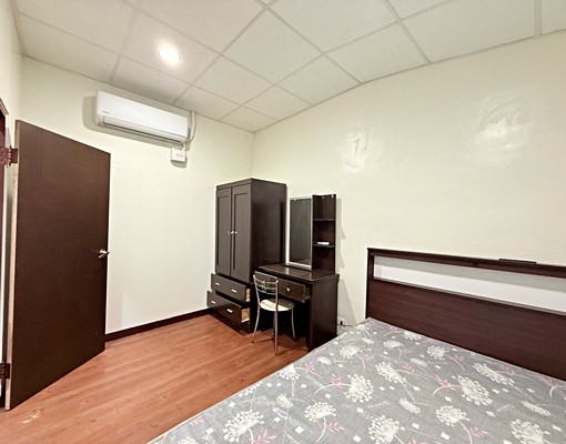 華西街商圈🌟空間大採光好☀️變頻冷氣衛浴開窗✅機能好大陽台 - Image 3