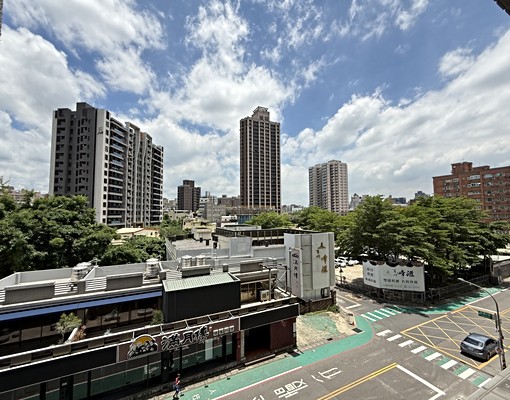 藝文特區慈文國小旁~松之硯大四房雙車位~鄰近慈文國中 - Image 4