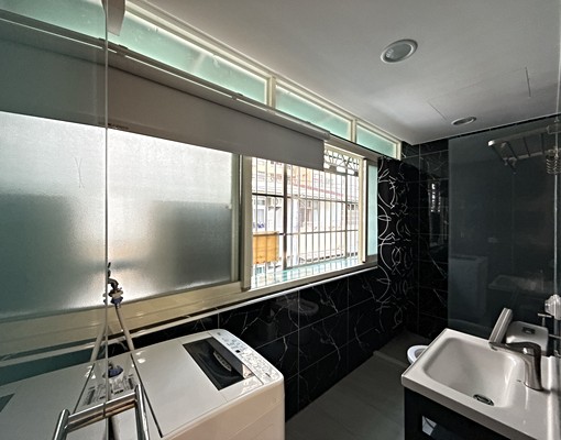 福上巷質感獨洗曬套房含水網路第四台電5夏6元含公電可租補 - Image 3