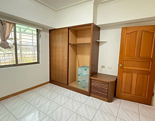 優質月河社區方正大四房出租~環河東路四段 - Image 8