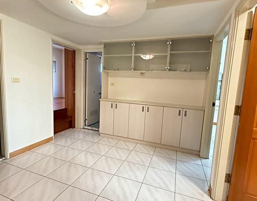 優質月河社區方正大四房出租~環河東路四段 - Image 11