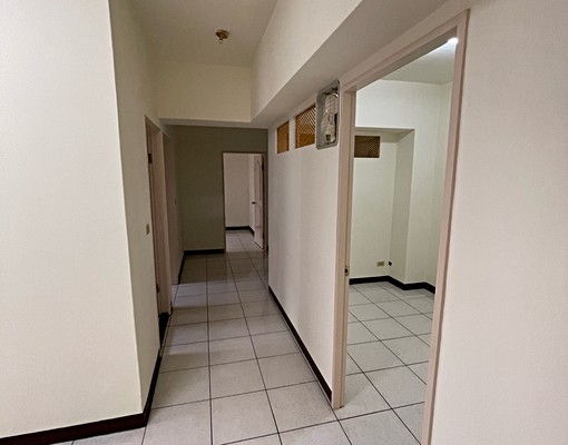 汐止・台北奇蹟|優質電梯三房出租 - Image 2