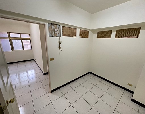 汐止・台北奇蹟|優質電梯三房出租 - Image 3