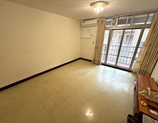 小碧潭、台水電/可租補報稅入籍❣️採光通風/垃圾代收/機能佳 - Image 2