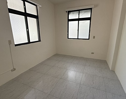 碧華街方正3房大陽台租金可議~ - Image 9