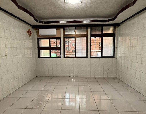 三和商圈公寓3房 - Image 2