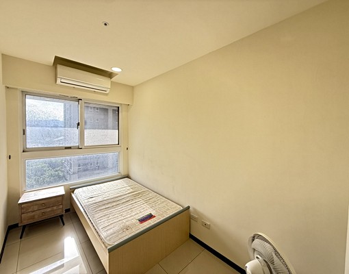 超級城市愛丁堡*屋況好*三房雙衛浴+平面車位* - Image 4