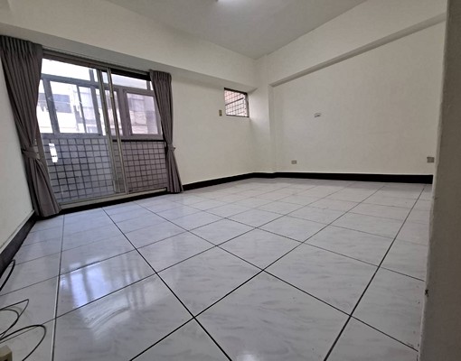 立人學區大四房,採光好房 - Image 1