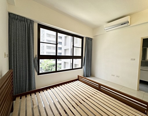 近公園河岸台科大重劃區四房平車家俱可附|附變頻冷氣全新裝潢 - Image 6