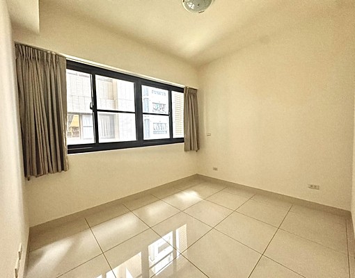 可租補|成功學區正四房+平車 - Image 5