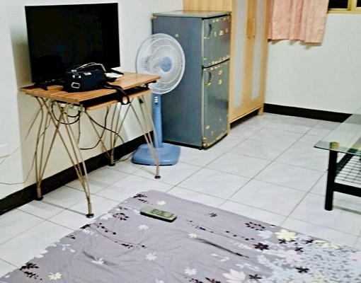 套房出租-採光佳、空氣好、近家樂福 - Image 5