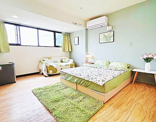 三重捷運電梯套房-垃圾包裹代收-可租補-獨洗衣機-24警衛 - Image 1