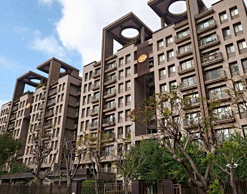 南勢國小遠雄未來城二房出租 - Image 1