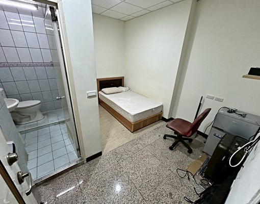 ★省電變頻★飲水機★垃圾代收★短租議★獨洗衣機★ - Image 1