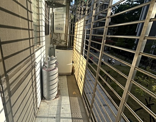 土城國際路透天獨立1+1房2廳、獨立陽台,採光佳 - Image 10