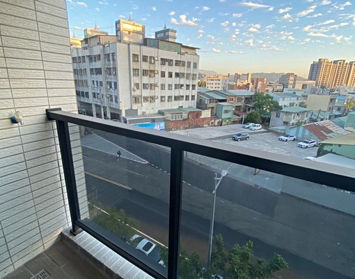 新平國小樹孝商圈/全新社區精美大四房平車/可租補/家具可談 - Image 7