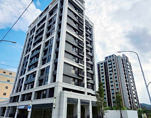 頂埔🚝租補/含車位✅新成屋視野佳🏘️首批入住🌟 - Image 1