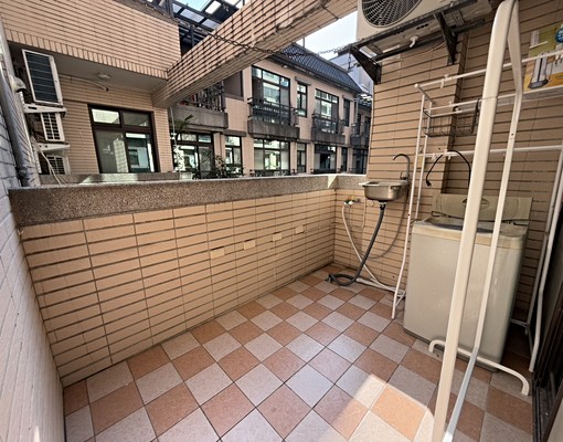 北大名人富邦大套房・有家具、前陽台・衛浴開窗・可租補✨ - Image 5