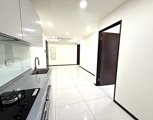 可租補~東村齊賞全新兩房+平車~禁寵神明廳 - Image 7