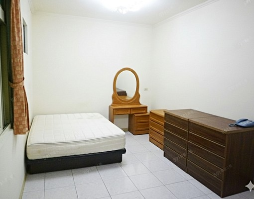 裕民夜市旁🌸可租補兩房有陽台大空間/三樓舒適居住/大片採光 - Image 2