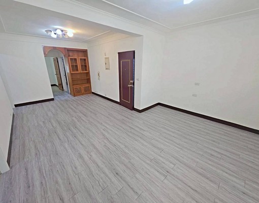 三重國小🏠租補稅籍/正三房大空間/採光通風獨立陽台/台水電 - Image 4