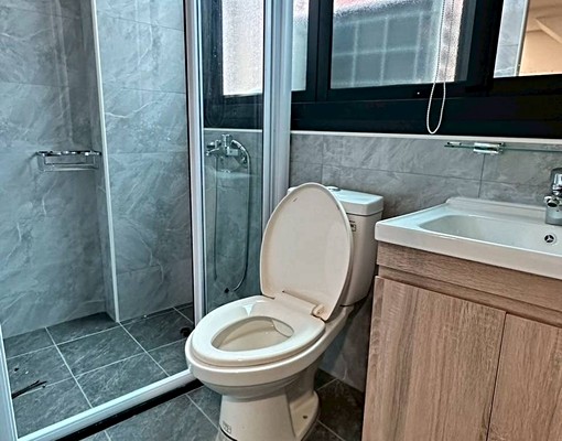 🍎可租補🍎一中商圈全新精裝獨曬獨洗大套房剩二間可選 - Image 4