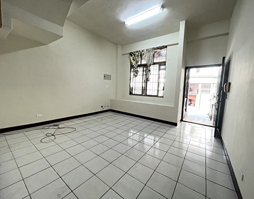 可租補⭐免仲介費⭐霧峰錦州路4房車庫透天｜可神明廳 - Image 2