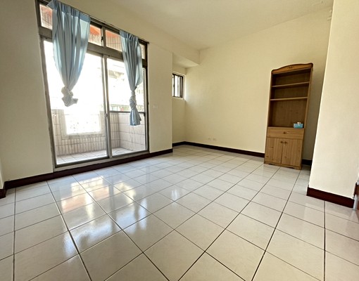 可租補⭐免仲介費⭐霧峰錦州路4房車庫透天｜可神明廳 - Image 7