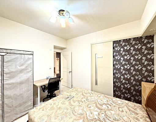 中山醫最愛🍎大慶商圈機能超讚🍎四房平車🍎一層兩戶超單純 - Image 7